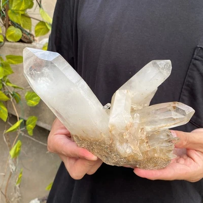 2.6lb Natural Clear White Quartz Crystal Cluster Rough Healing Specimen - Image 1 of 4
