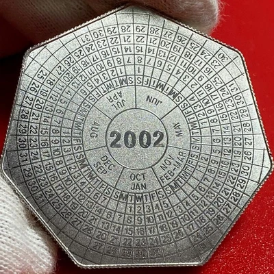 2001 ZAMBIA 1000 KWACHA 2002 CALENDAR 7-SIDED ZAMBIAN RARE COIN CU-NI no silver - Image 1 of 4