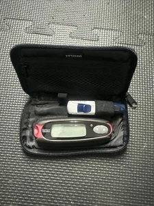 OneTouch Ultra Mini Blood Glucose Monitor w/ Case  - RED - Picture 1 of 6