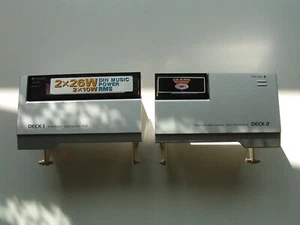DOPPIO SPORTELLO PER MANGIACASSETTE STEREO COMPATTI AIWA - Foto 1 di 2