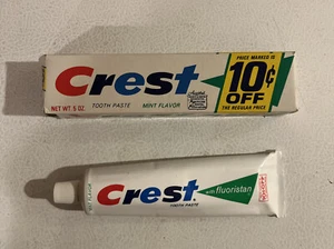 Vintage 1980s Tube Crest Mint Toothpaste 5 Oz NOS Full Unused 10 Cents Off - Picture 1 of 12
