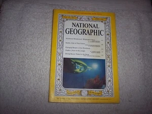 NATIONAL GEOGRAPHIC MAGAZINE--APRIL 1960 #150 - Picture 1 of 4