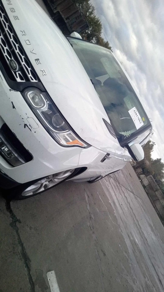 Used Rear Right Ind Rr Suspension Assembly fits: 2015 Land rover Range rover spo - Image 1 of 4