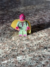 LEGO Vision Minifigure Marvel Super Heroes Avengers 76032