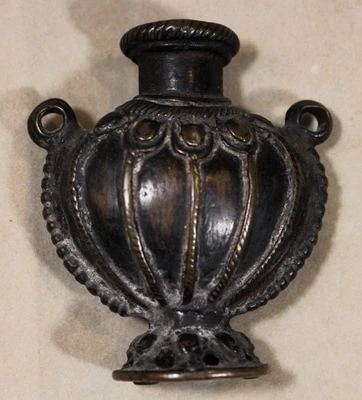 18th c. or Early 19th c. 2.75" Bronze Newar Napalese In Pot or Incense Burner - Image 1 of 4