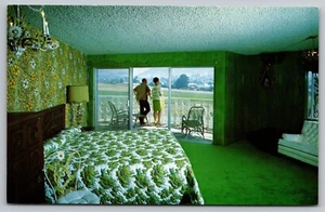 Postcard: Madonna Inn, CA, Edelweiss Room, Mike Roberts, Unposted - Picture 1 of 2