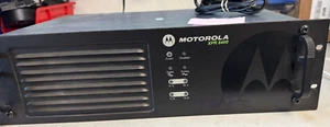 Motorola XPR 8400 AAM27TRR9JA7BN Repeater 450-527 Mhz - Zdjęcie 1 z 6