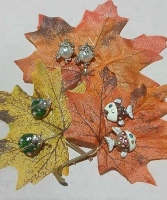 Lot 3 Betsey Johnson Vintage Love Bug Enamel Fish Pearl Frog Stud Earrings RARE - Image 1 of 4