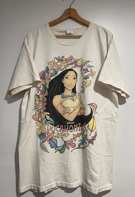 Camiseta De Colección Disney Marfil Gráfico Camiseta Pocahontas Años 90 Clásica Cuello Redondo Uni Foto 1 de 4