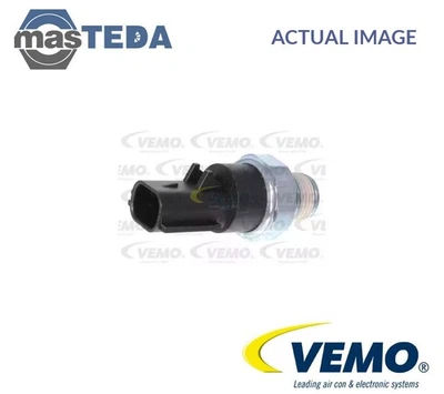 V33-73-0003 OIL PRESSURE SENSOR GAUGE VEMO NEW OE REPLACEMENT - Image 1 of 4