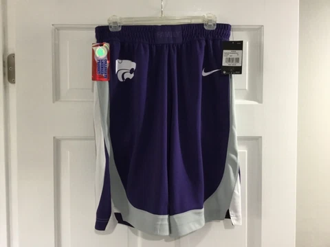 NWT-NIKE-Men’s Kansas State WILDCATS “Family” Basketball Shorts-SIZE MEDIUM Cover
