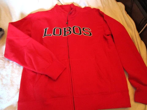 NEW CAMPUS DRIVE NCAA NEW MEXICO LOBOS  ZIP FRONT MENS SWEATSHIRT RED. SMALL Cover