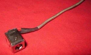 CONECTOR DE ALIMENTACIÓN DE CC con ARNÉS DE CABLE ASUS U50F U50A U50V U50VG U50VF PUERTO DE CARGA - Imagen 1 de 1