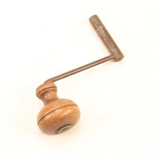 Llave de reloj - Caja alta o llave de manivela de abuelo - Se adapta a cuadrados de 4,75 mm - XC662 - Imagen 1 de 4