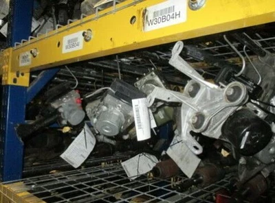 2015-2016 Toyota Sienna Anti Lock Brake Unit 92K Miles OEM LKQ Foto 1 de 4