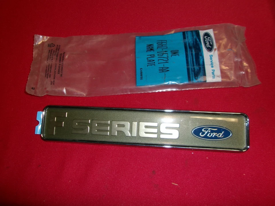 NOS 1996,97,98  ford  f- series emblem nos f6hz-16721-aa - Image 1 of 1