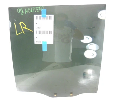 1997-2000 Mitsubishi Montero Rear Door Window Glass Passenger Right RH OEM — 第 1/2 张图片