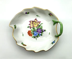 HEREND, Bouquet de Tulip Leaf Dish/Tray Handpainted, 8x7", 7752/BT - Picture 1 of 6