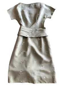 1950s Green Embroidered wiggle Pencil dress Size XS - Picture 1 of 18