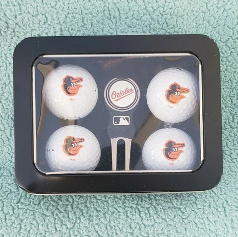 New Team Golf Gift Set Baltimore Orioles 4 Golf Balls/1 Divot Tool MSRP$32.95 Cover