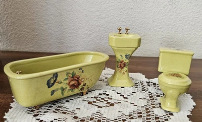 VTG Dollhouse Miniature Bathroom. Green & Floral. Ceramic Toilet Sink Bathtub.  - Image 1 of 4