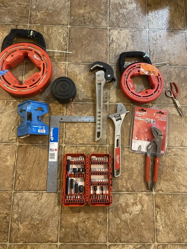 Milwaukee Tools - Image 1 of 4