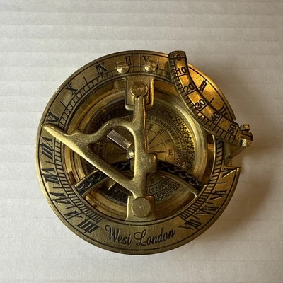 Brújula reloj de sol de latón - Acabado pulido - Estilo antiguo vintage - Náutico Foto 1 de 4