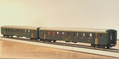 Roco 4239B (44327) BLS EW Tipo II - Juego de 2 vagones de primera clase escala HO Foto 1 de 4