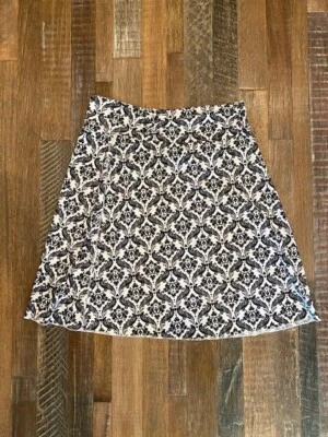 Falda para mujer Tranquility by Colorado talla grande negra blanca estampado damasco Foto 1 de 4