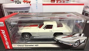 1/18 SCALE, AUTO WORLD 1967 CHEVROLET CORVETTE 427 COUPE (WHITE W/ RED STRIPES) - Picture 1 of 1