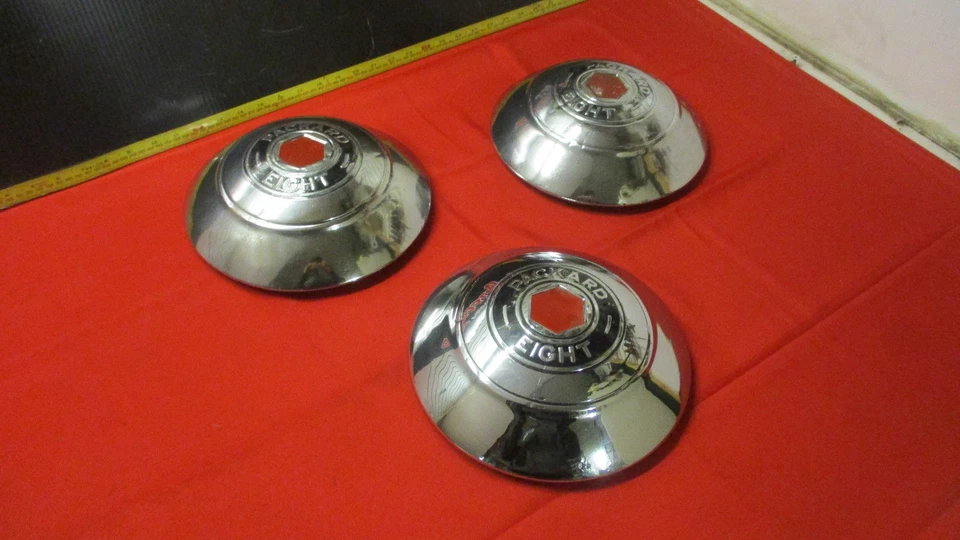 DE COLECCIÓN PACKARD OCHO TAPACUBOS CUBIERTA RUEDA 1937 1938 1939?? 3X Foto 1 de 4