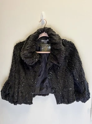 Abrigo corto retro de principios de la década de 2000 de lentejuelas de piel sintética recortado gris carbón. S/P. NUEVO CON ETIQUETAS* Foto 1 de 4