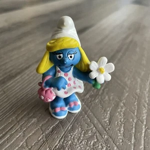Vintage Smurfs Smurfette Figurine Holding Flower and Purse 1993 Figure Germany - Picture 1 of 5