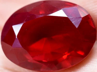 Natural 20.40 Ct Blood Red Ruby Mozambique GGL Certified Treated Gemstone - Image 1 of 4
