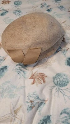 Glamour Felts 100% Wool Union Made Ladies Hat USA - Image 1 of 4