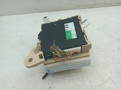 TOYOTA AURIS MPX BCM FUSE RELAY BOX 8922102500 MK2 E180 2012-2019 - Image 1 of 4
