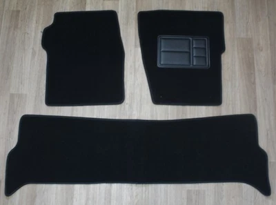 Front & Rear Carpet Floor Mats for Land Rover Discovery: from 11/2001 to 10/2004 - image 1 of 4