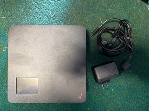 Verizon Wireless LTE Network Extender ASK-SFE116 With Power Adapter - Photo 1 sur 1