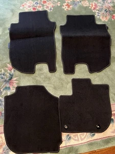 Juego de alfombrillas HR-V 2016-2022 originales OEM Honda alfombrillas HRV - Imagen 1 de 3