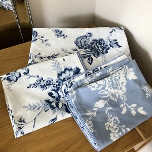 Ponden Home Floral Single Duvet Cover & 2 Pillowcases Reversible Blue & White - Picture 1 of 5