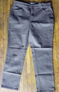 Pantalones de mezclilla ajustados para mujer Style & Co Control verde musgo talla 12 pequeños - Imagen 1 de 7