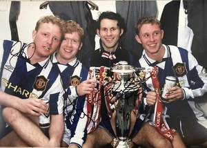 Ryan Giggs, Paul Scholes, David May und Nicky Butt signiert Manchester United - Bild 1 von 3