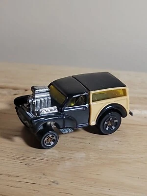 Hot Wheels MG Rover Morris Wagon #047 HW ‘01 First Editions 35/36 Loose - Image 1 of 4