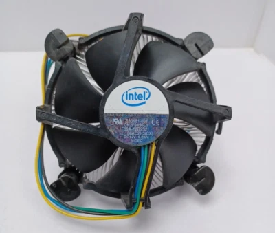 Genuine Intel E33681-001 Socket 775 CPU Fan Assembly 12V 0.14A 4-Pin Foxconn - Image 1 of 4