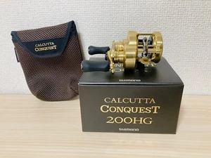 Baitcasting Reel 21 CALCUTTA CONQUEST 200HG Right 6.5:1 Fishing IN BOX - Picture 1 of 13