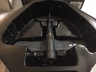 2000 Matchbox Collectibles Platinum CHANCE-VOUGHT F4U-1A CORSAIR Fighter Plane - Image 1 of 4