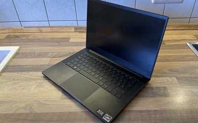 Razer Blade 14 Laptop 2021 (AMD Ryzen 9 5900HX, GeForce RTX 3070, 16 GB RAM) - Bild 1 von 4