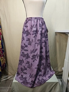 VTG Urban Works Midi Skirt Purple Floral Boho Flowy Cottagecore Size Medium NWT  - Picture 1 of 6