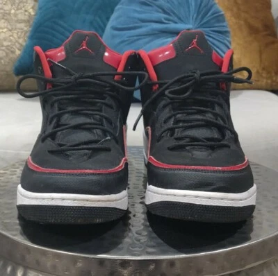 Academia Air Jordan Courtside 23 vermelha  - Imagem 1 de 4