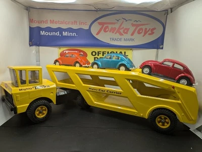 Tonga 1967 Mighty Car Carrier грузовик и прицеп и 3 жука VW Volkswagen Beetle - Изображение 1 из 4